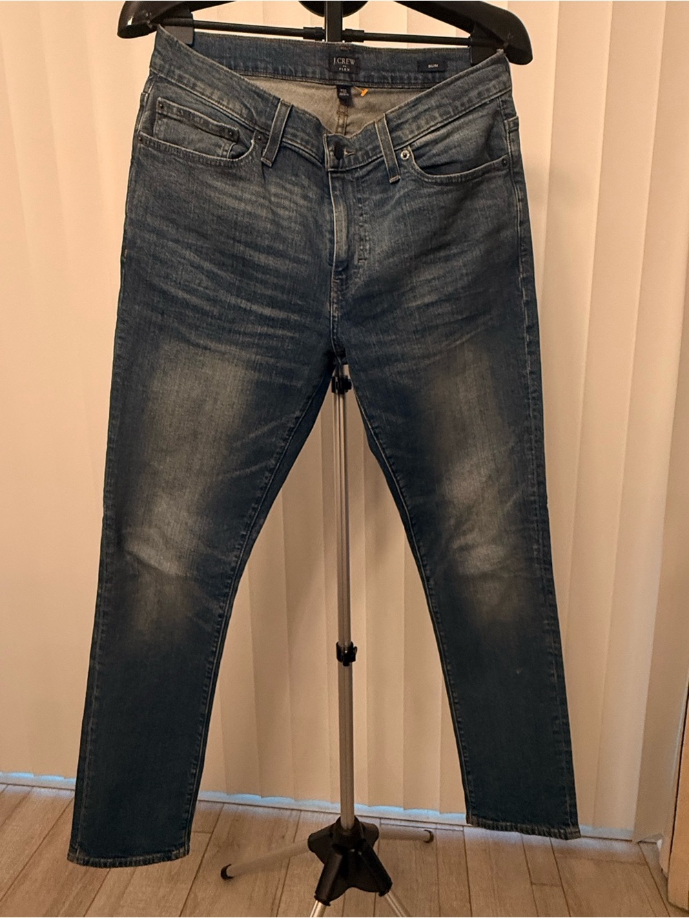 J.CREW Flex Slim Straight Men's Blue Denim Jeans, Regular Wash, 5-Pocket